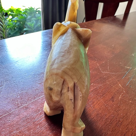 Vintage onyx carved elephant figurine